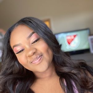 Meet your Posher, Kyla